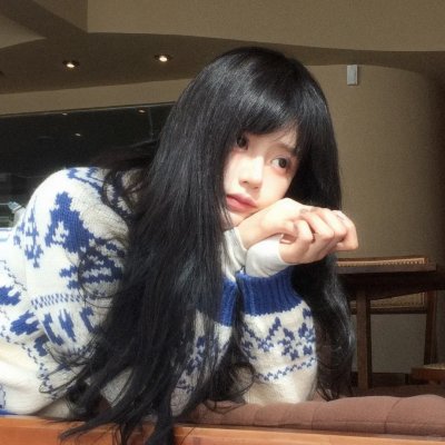 卡门与萝拉 海报