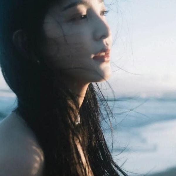 少女佳禾 海报